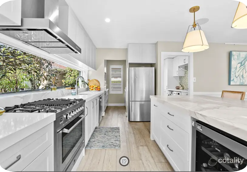 Baulkham Hills — finished kitchen with range cooker and pendant